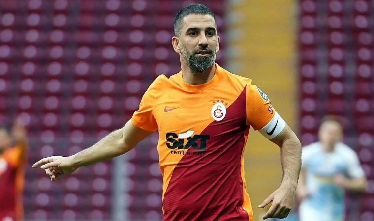 Türkiye Süper Ligi tarihinin en kariyerli futbolcuları! Bu isimler Türk futbolunu kariyerleriyle yükseltti!