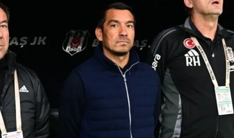 Giovanni van Bronckhorst maç sonu şaşkınlığını gizleyemedi! 'Takımı ilk defa böyle görüyorum'