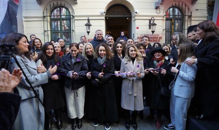 Beyoğlu’nun ilk ‘Kadın Danışma ve Yaşam Merkezi’ açıldı