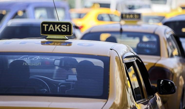 İstanbul'un taksileri değişiyor: 5 farklı tasarım için anket açıldı