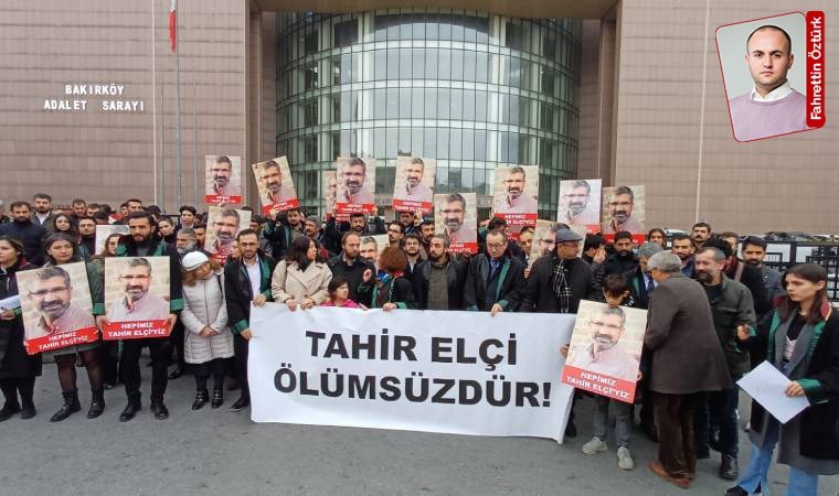 Tahir Elçi meslektaşları tarafından adliye önünde anıldı