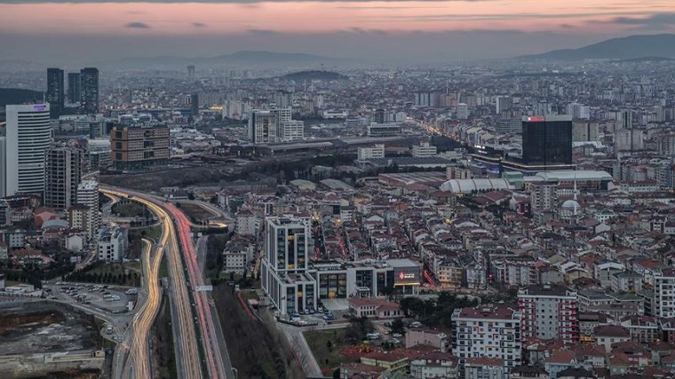 Türkiye'nin en kalabalık 10 ilçesi belli oldu: Nüfuslarıyla 50 ili geride bıraktılar