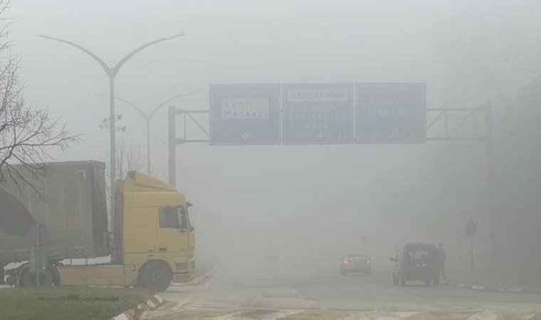 Bursa'da yoğun sis, görüş mesafesi 20 metreye kadar düştü