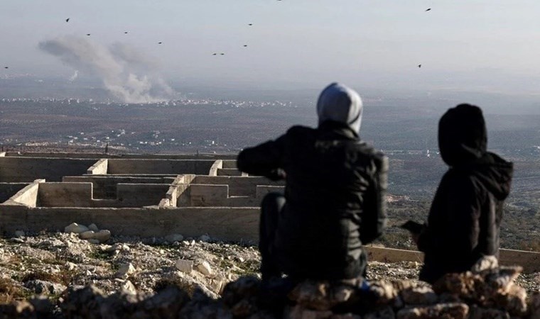 Suriye'de tansiyon yükseliyor... Cihatçı gruplar Halep'e girdi!