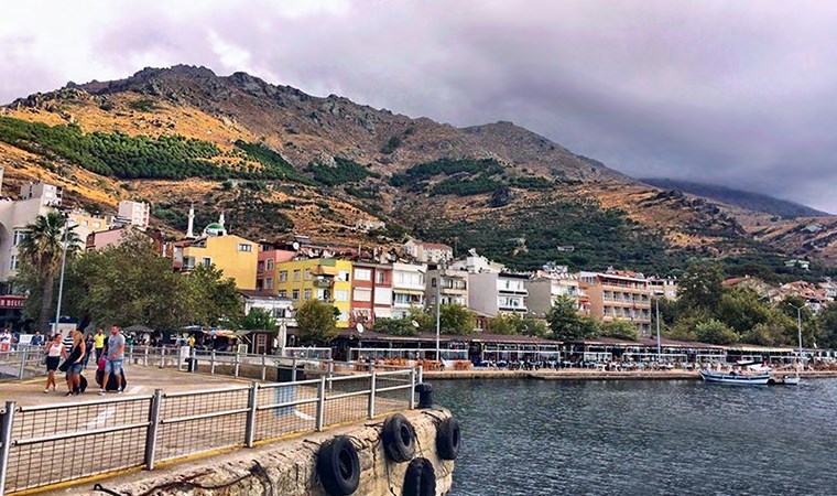 Marmara Adası'ndaki mermer ocağında ikinci toprak kayması: MAPEG çalışmaları durdurdu