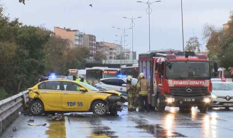 Bayrampaşa'da trafik kazası: 2 ağır yaralı