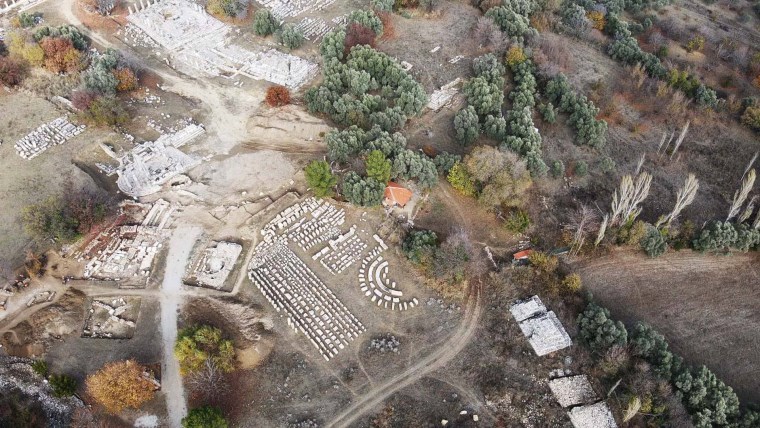 Lagina ve Stratonikeia antik kentleri sonbaharda dronla görüntülendi