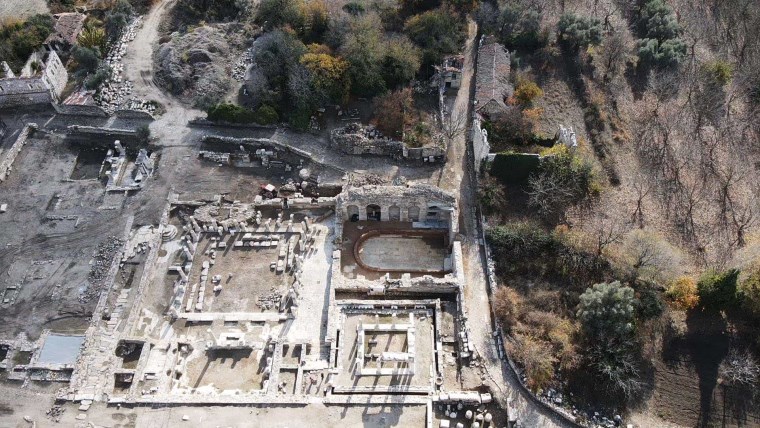 Lagina ve Stratonikeia antik kentleri sonbaharda dronla görüntülendi