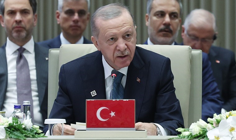 Erdoğan'dan 'ortak Türk alfabesi' açıklaması: 'Tarihi bir adım, 34 harften oluşuyor'