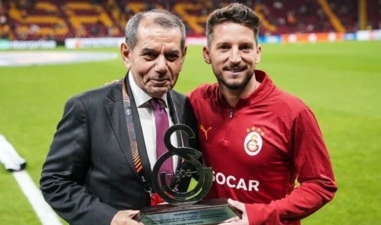 Galatasaray'da Dries Mertens'e plaket!