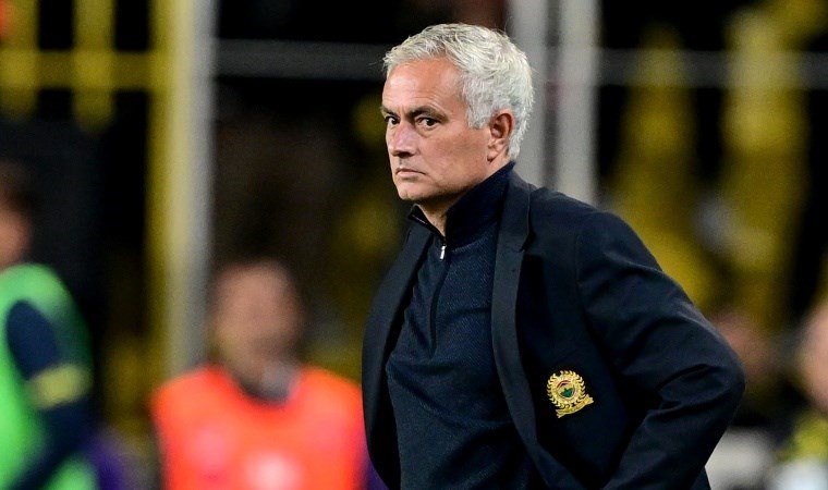 Semih Şentürk'ten flaş Mourinho iddiası: 'Kimseyle konuşmuyor'