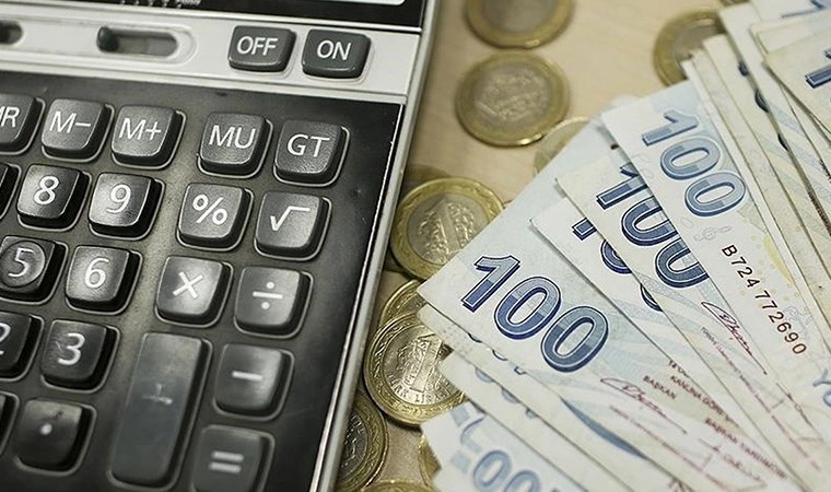 SGK Uzmanı Özgür Erdursun'dan 'yüksek maaşlı emeklilik' uyarısı: Dilekçe tarihini kaçıranlar tehlikede...