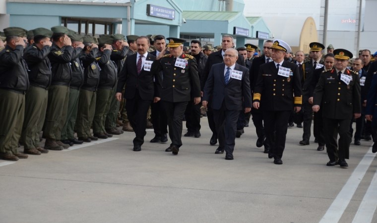 Isparta'da helikopter faciasında şehit olan askerler için tören düzenlendi