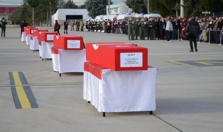 Isparta'da helikopter faciasında şehit olan askerler için tören düzenlendi