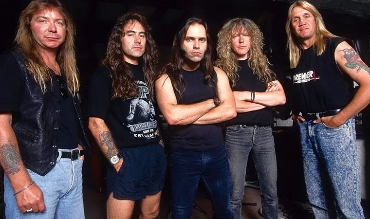 42 yılın ardından sahnelere veda etti... Iron Maiden'in bateristi Nicko McBrain emekli oldu