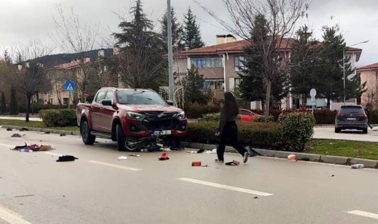 Yaya geçidinde kamyonet çarptı: Hayatını kaybetti!