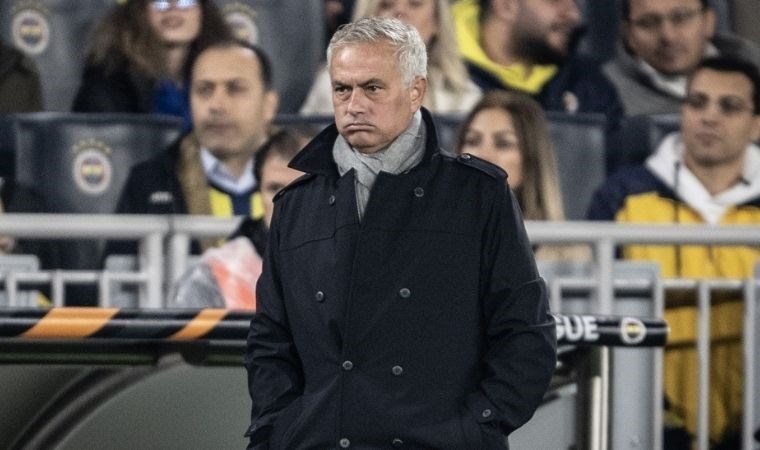 Jose Mourinho'dan maç sonu flaş açıklama! 