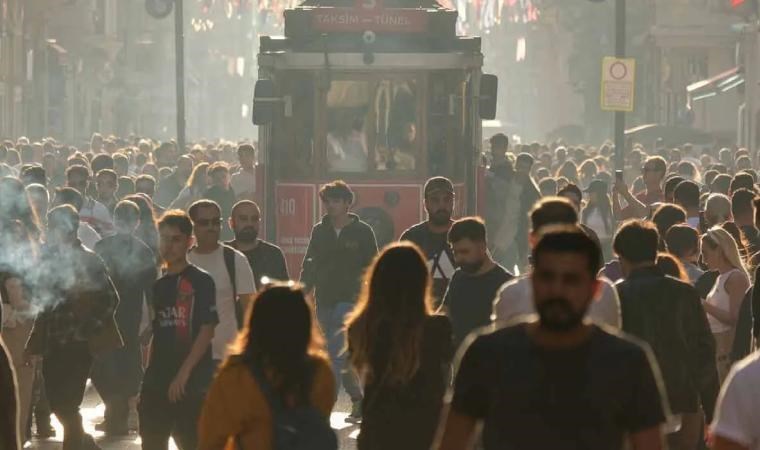 Erken seçim için ilginç sonuçlar: Hangi parti birinci olur?