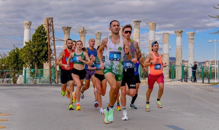 Mersin Maratonu’nda Türkiye rekoru kırıldı