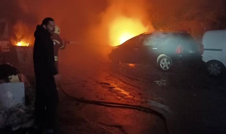 Bodrum’da sanayi sitesine yıldırım düştü: İki araç kül oldu!