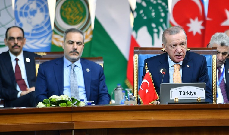 Erdoğan'dan D-8 Zirvesi'nde 'İsrail' çağrısı