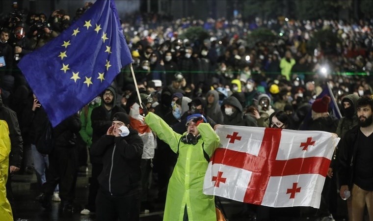 Gürcistan'da protestolar beşinci gününde: Halk, neden ayaklandı?