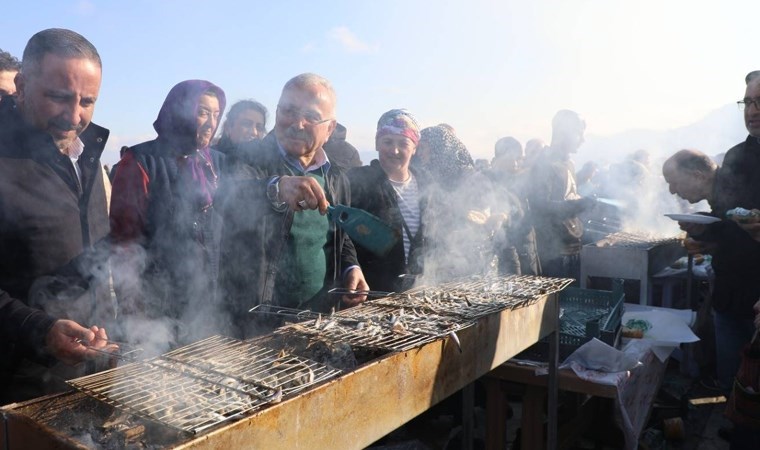 Perşembe’de 5. Hamsi Festivali: 10 ton hamsi tüketildi