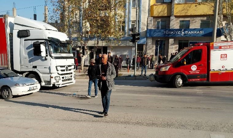 Mersin'de TIR'ın çarptığı yaya kurtarılamadı: Sürücü gözaltında!