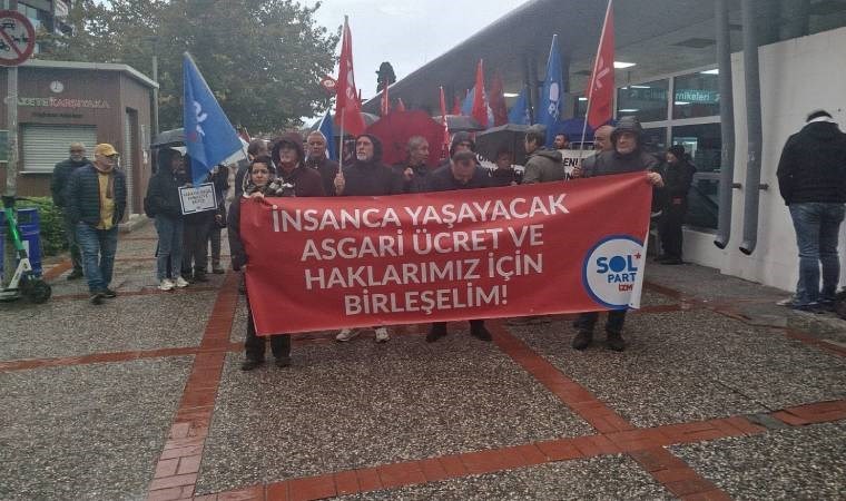 İzmir'de SOL Parti'den 'asgari ücret' eylemi: Asgari ücret komisyonunda kuru fasülyenin faydaları mı tartışıldı?