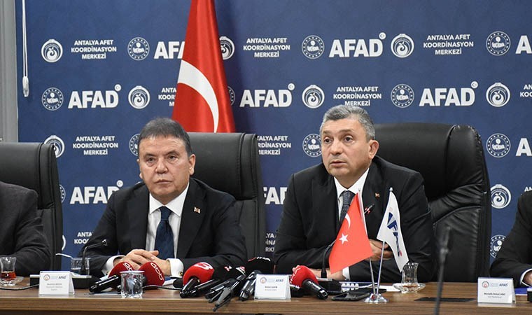 Valilik açıkladı: Antalya'da taşımalı eğitime 1 gün ara