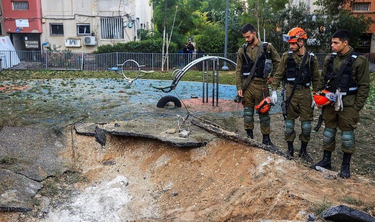 Husiler'den İsrail'e füze saldırısı