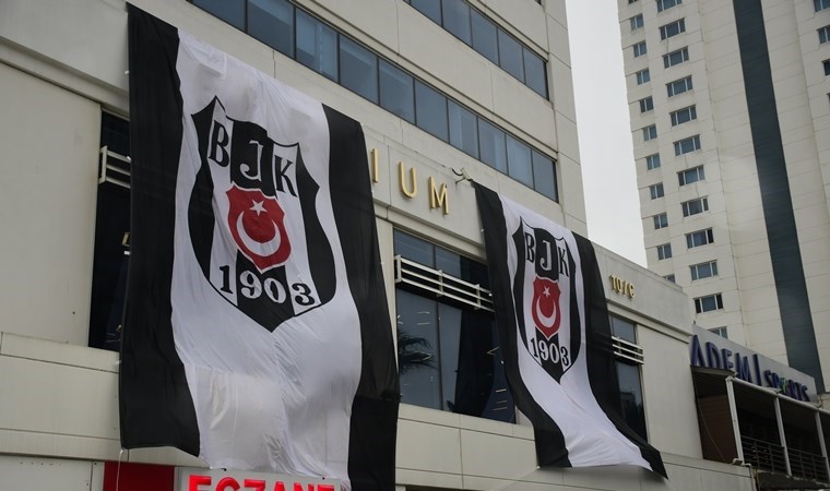 Beşiktaş'tan Fulya Süleyman Seba Kompleksi paylaşımı: 'Şanlı bayrağımız, ait olduğu yerde'