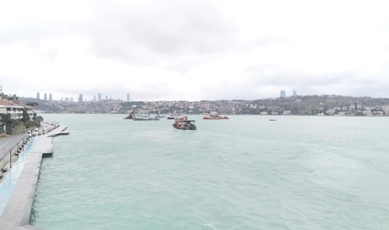 İstanbul Boğazı’nda balıkçı tekneleri akıntıya kapıldı