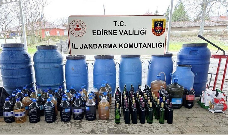 Yılbaşı öncesi Edirne'de denetim: Bin 560 litre 'sahte şarap' ele geçirildi