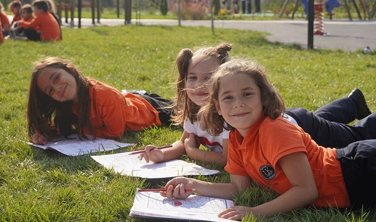 Uludağ Koleji'nden öğrencilerine uluslararası kariyer fırsatı!