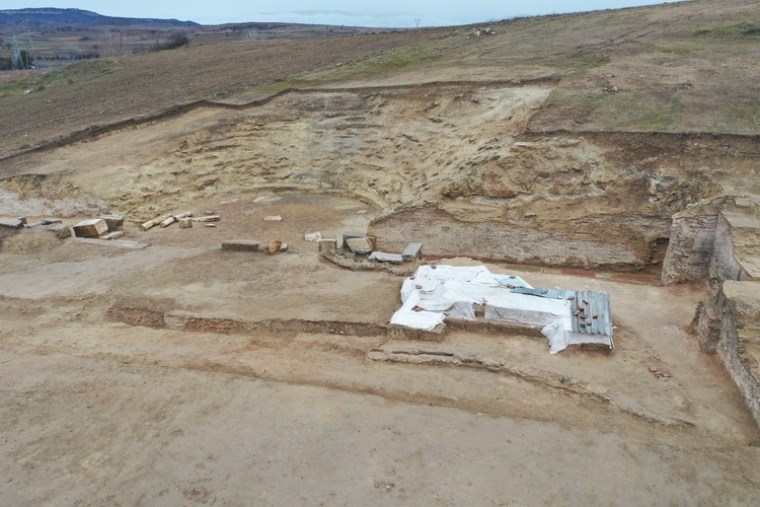 Pompeiopolis Antik Kenti'nde tiyatro ve odeonda yürütülen kazılar tamamlandı