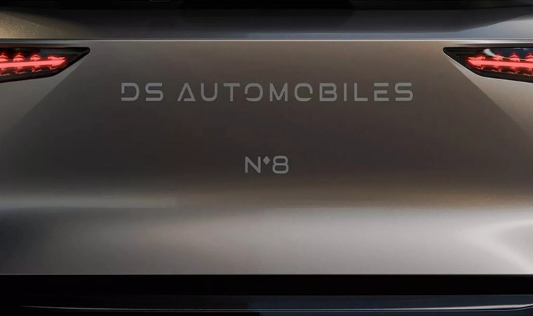 DS Automobiles yeni elektrikli modelini duyurdu: DS N°8 750 kilometre menzil sunuyor...