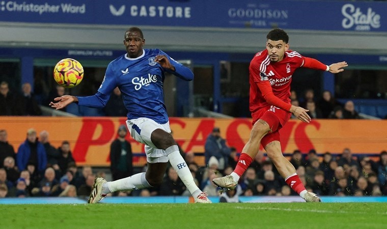 Nottingham Forest, Everton karşısında zorlanmadı!