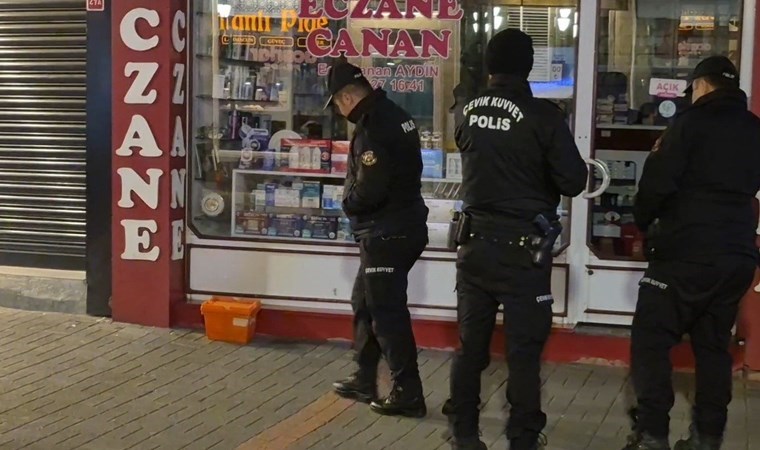 Eczane önünde hareketli anlar! 'Bomba' zannedildi, gerçek sonradan ortaya çıktı...