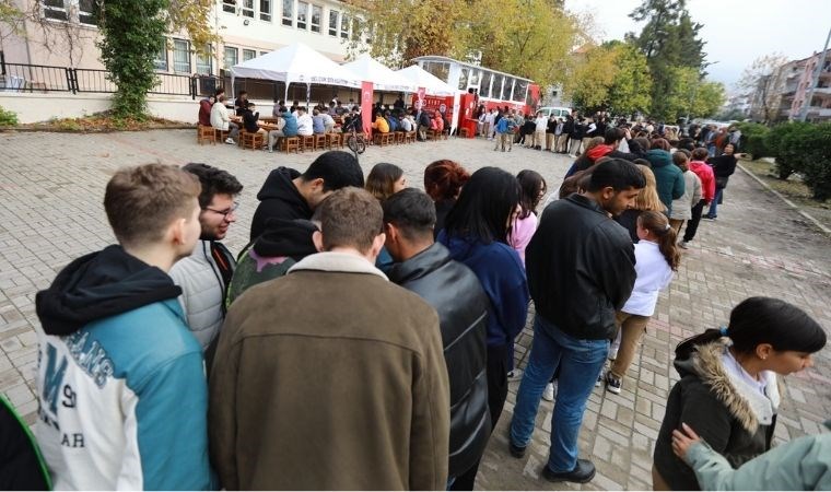 Kent Lokantası Öğrenci Otobüsü hizmete girdi