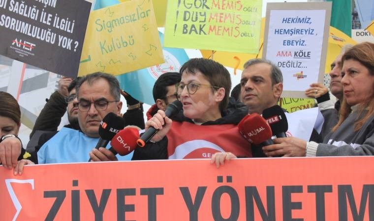 Aile hekimlerinin eyleminde 3'üncü gün: 'Yaşamak, yaşatmak istiyoruz'