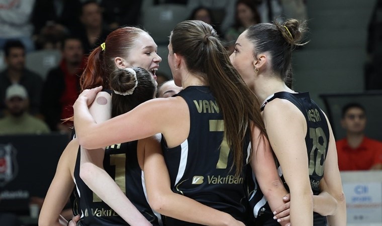 VakıfBank deplasmanda Beşiktaş'ı devirdi!