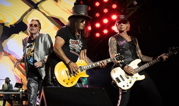 Efsane rock grubu Guns N' Roses, 2025’te BJK Tüpraş Stadyumu’nda konser verecek