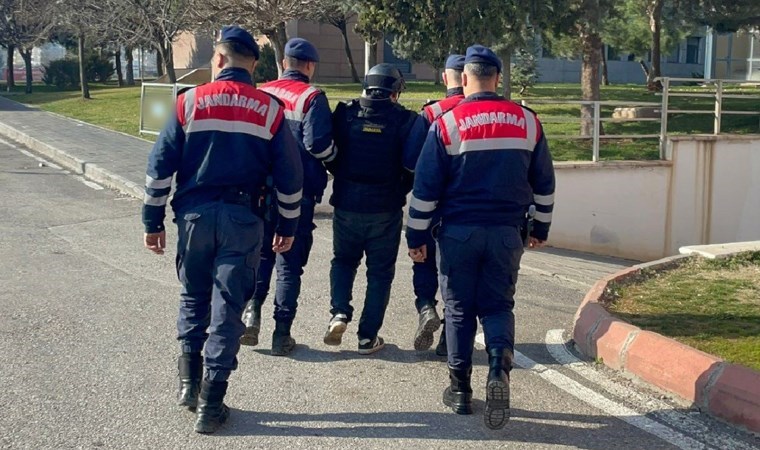 3 kardeş ölmüştü... 'Muhtarlık' kavgası firarisi samanlıkta yakalandı