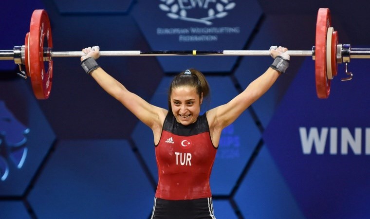 Burcu Alıcı'dan Bulgaristan'da iki bronz madalya!