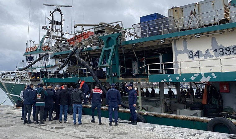 Gemideki metan gazından zehirlenen balıkçılar toprağa verildi