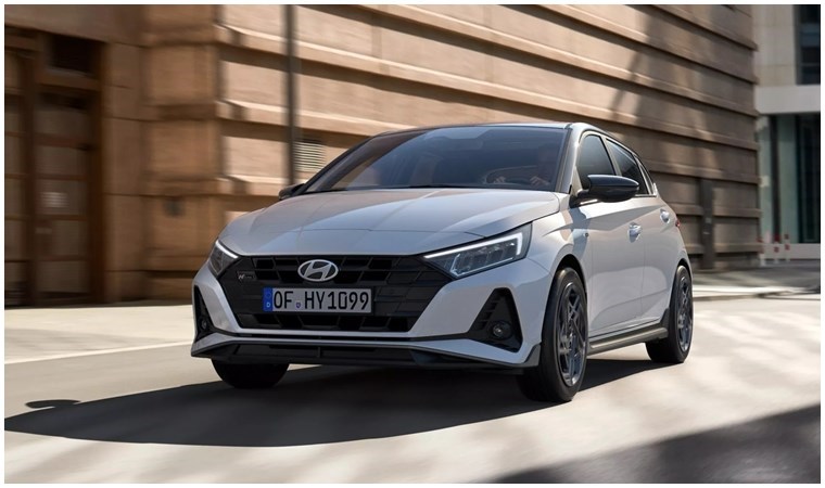 Hyundai i20 N-Line'a özel makyaj! Ortam aydınlatma ve jant seçenekleri...