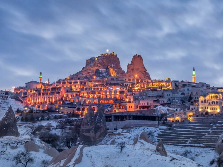 Nevşehir'in kalbinde yer alan peri masalı ilçe: Uçhisar