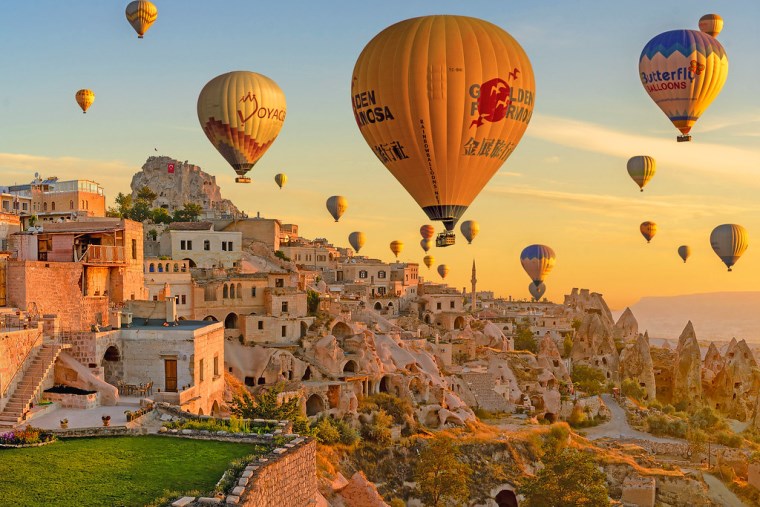 Nevşehir'in kalbinde yer alan peri masalı ilçe: Uçhisar