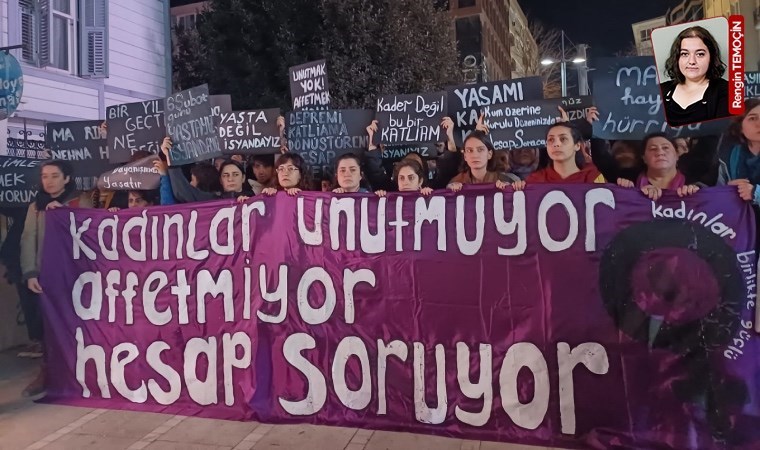 Depremin birinci yıldönümünde kadınlardan eylem: 'Unutmuyor, affetmiyor, hesap soruyoruz'